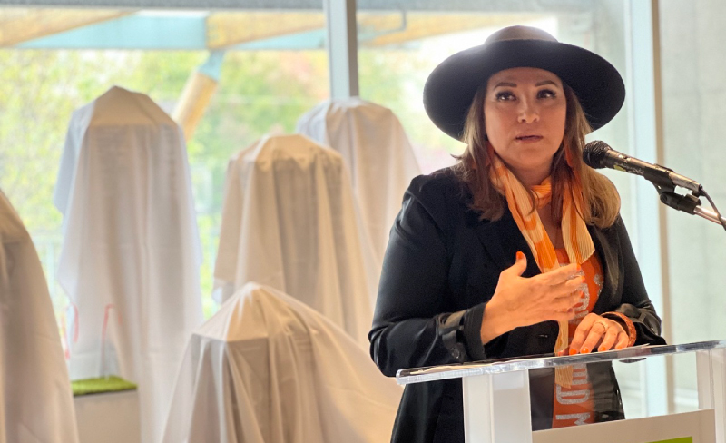 Tamara Bell speaks at sculpture unveiling